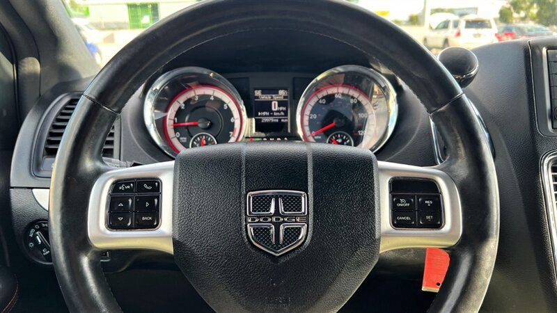 Used 2019 Dodge Grand Caravan GT FWD image 9