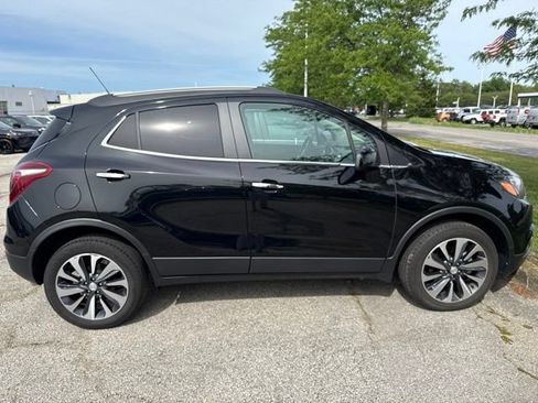 Used 2022 Buick Encore Preferred w/ Safety Package AWD/4WD image 6