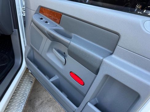 Used 2006 Dodge Ram 3500 Truck SLT w/ Trailer Tow Group image 43