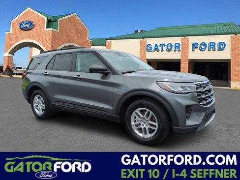 Certified 2026 Ford Explorer Active RWD image 1