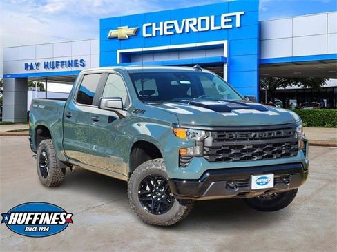 New 2026 Chevrolet Silverado 1500 Custom Trail Boss w/ Dark Appearance Package image 1