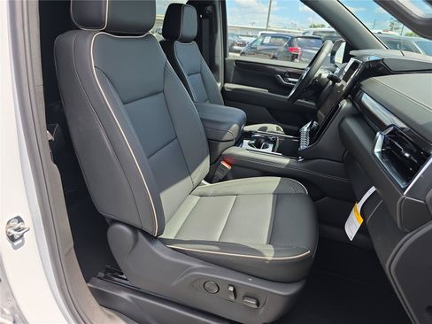 New 2026 GMC Yukon XL Elevation RWD image 36