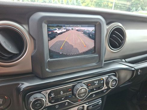 Certified 2020 Jeep Wrangler Unlimited Sport AWD/4WD image 7