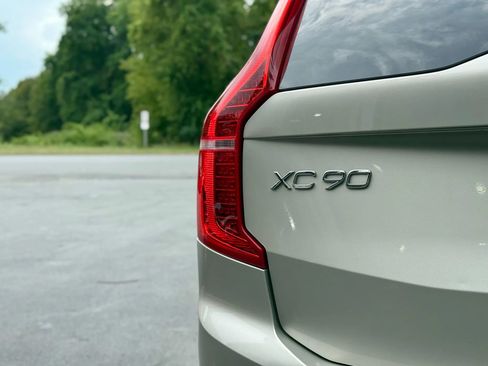 Used 2016 Volvo XC90 T5 Momentum image 37