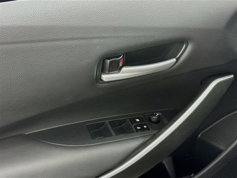 Certified 2023 Toyota Corolla SE w/ Carpet Mat Package (TMS) image 11