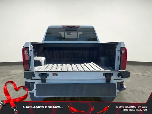 New 2026 GMC Sierra 2500 Denali w/ Denali Reserve Package image 9