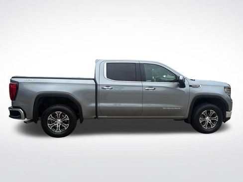 Used 2025 GMC Sierra 1500 SLT AWD/4WD image 6