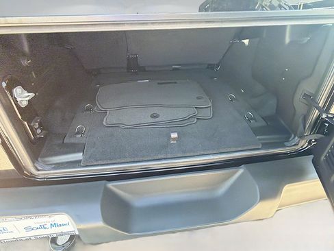 Used 2021 Jeep Wrangler Unlimited Sport image 26