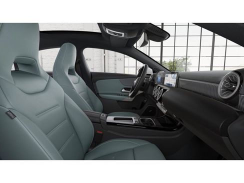 New 2026 Mercedes-Benz CLA 250 4MATIC image 4