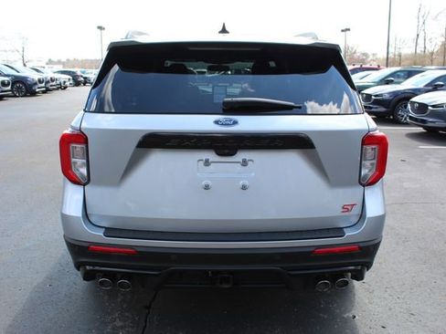 Used 2023 Ford Explorer ST w/ Equipment Group 401A image 4