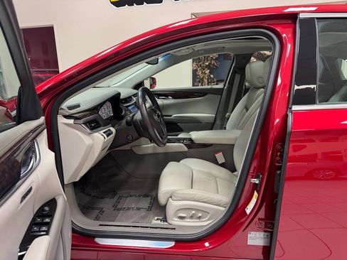 Used 2013 Cadillac XTS Platinum image 15