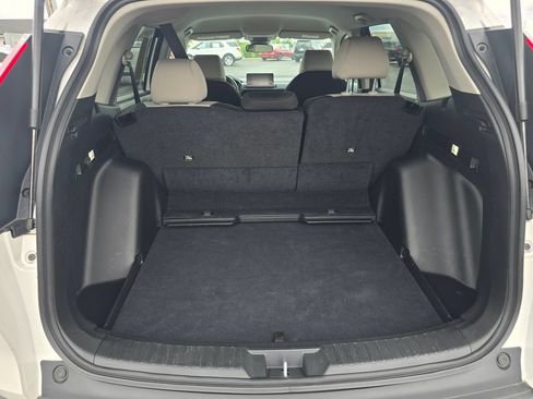 Used 2025 Honda CR-V LX image 17