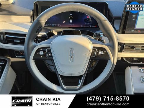 Used 2025 Lincoln Aviator Reserve w/ Equipment Group 201A image 14