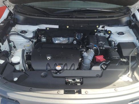Used 2024 Mitsubishi Outlander Sport AWD image 9