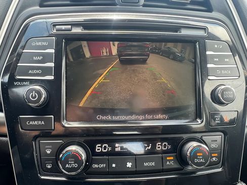 Used 2021 Nissan Maxima 3.5 SV w/ Floor Mat Group FWD image 24
