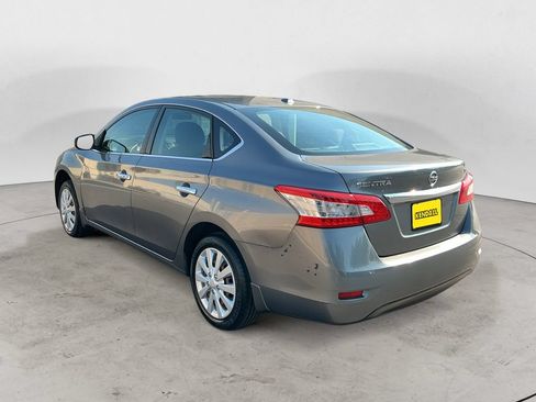 Used 2015 Nissan Sentra SV FWD image 7