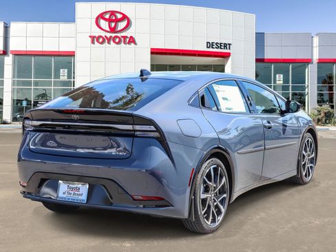 New 2026 Toyota Prius Plug-In Hybrid image 7