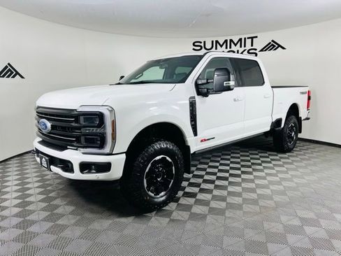 Used 2025 Ford F350 Platinum w/ Tremor Off-Road Package AWD/4WD image 2