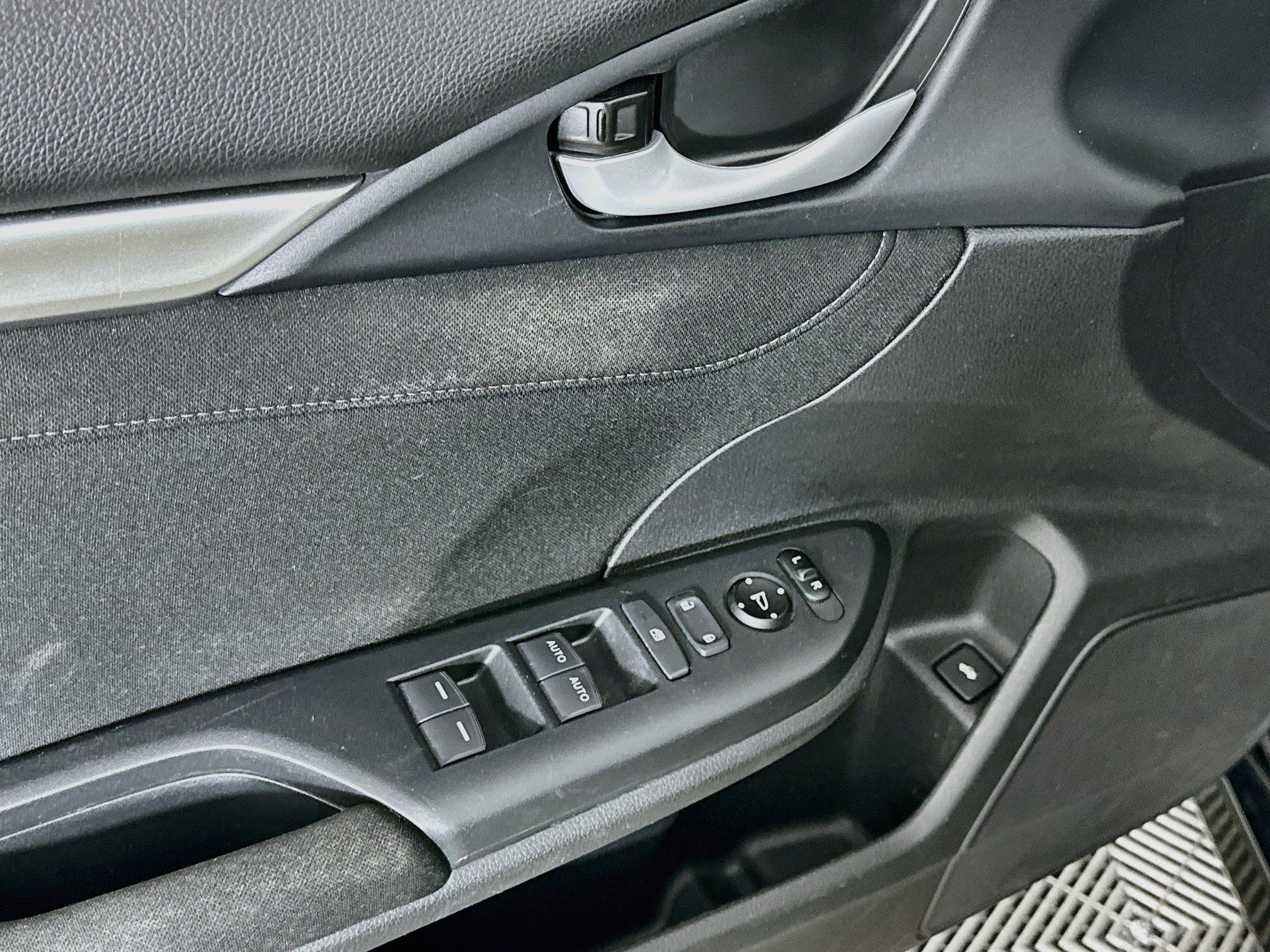 Used 2020 Honda Civic EX image 15