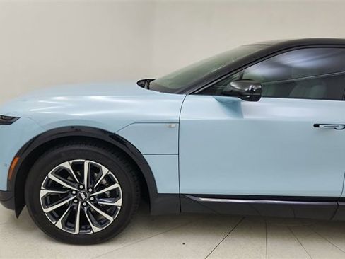 Used 2025 Cadillac Lyriq Sport image 9