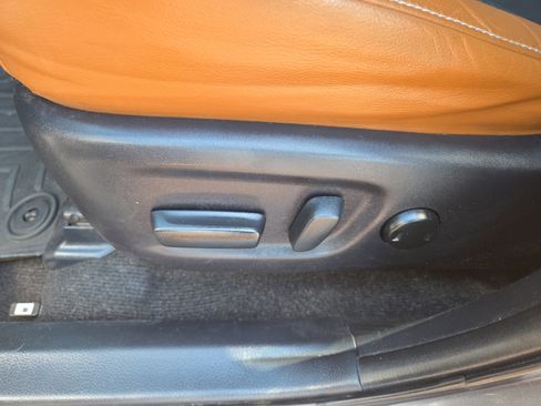Used 2016 Toyota RAV4 SE w/ Advanced Technology Package AWD/4WD image 32