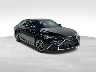 Certified 2025 Lexus ES 350 w/ Luxury Package