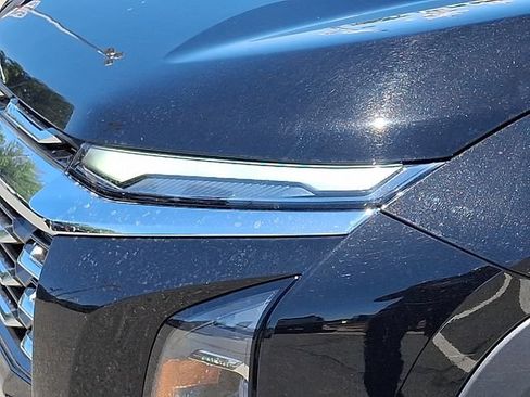 Used 2025 Chevrolet Equinox LT FWD image 30