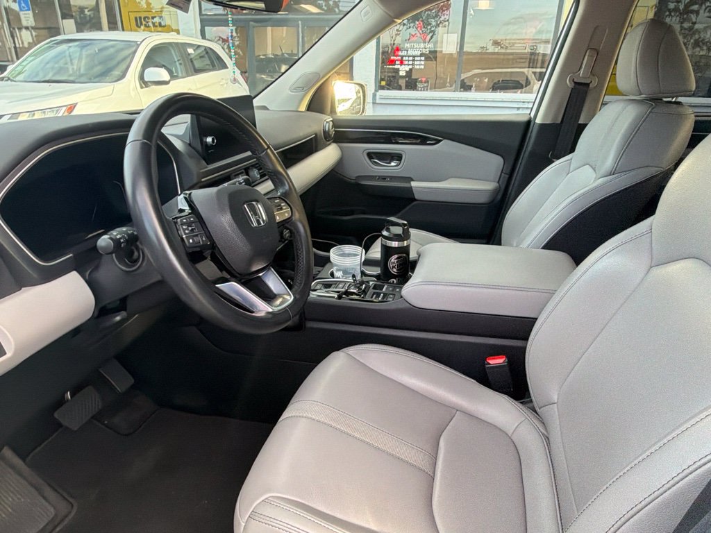Used 2024 Honda Pilot Touring image 11