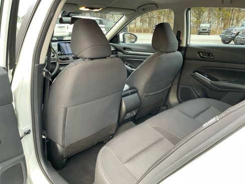 Used 2023 Nissan Altima 2.5 SV image 31