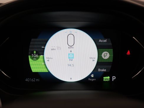 Used 2018 Chevrolet Bolt LT image 15