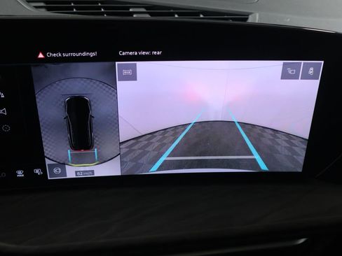 Used 2025 Audi Q5 Premium w/ Convenience Package image 17