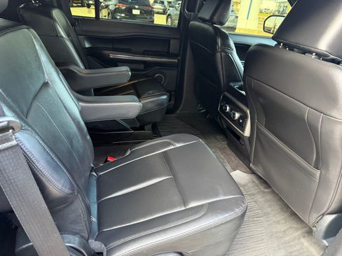 Used 2021 Ford Expedition XLT image 20