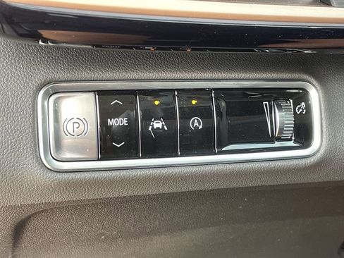 New 2026 Buick Envision Sport Touring image 18