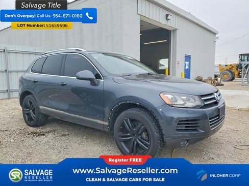 Used 2013 Volkswagen Touareg Executive AWD/4WD image 5