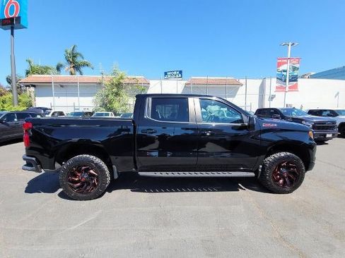 Used 2023 Chevrolet Silverado 1500 LT Trail Boss w/ LT Trail Boss Premium Package AWD/4WD image 9