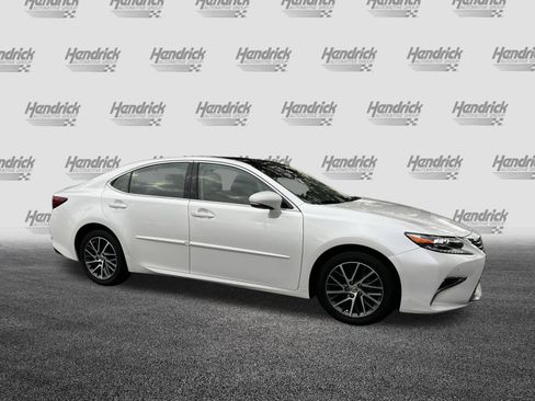 Used 2017 Lexus ES 350 image 10