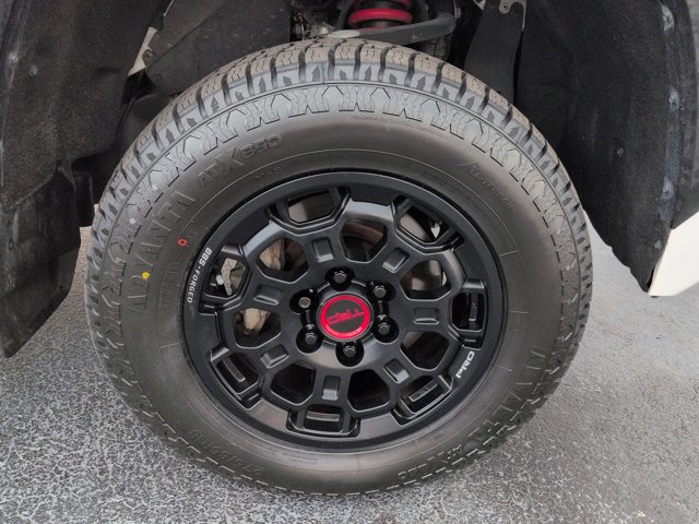 Used 2022 Toyota Tundra TRD Pro AWD/4WD image 11