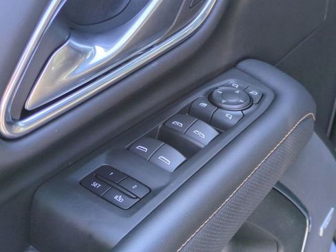 Used 2023 GMC Yukon AT4 w/ AT4 Premium Package image 13