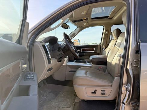 Used 2010 Dodge Ram 2500 Truck Laramie w/ Protection Group AWD/4WD image 8