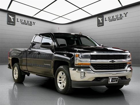 Used 2018 Chevrolet Silverado 1500 LT w/ All Star Edition image 1