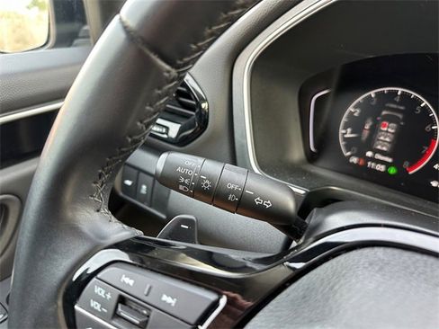 Used 2023 Honda Pilot Touring image 25