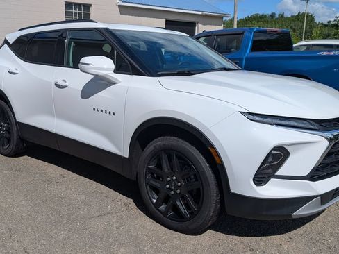 Used 2024 Chevrolet Blazer LT AWD/4WD image 1