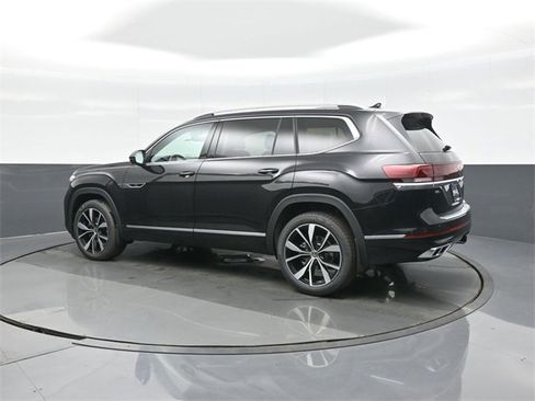 New 2026 Volkswagen Atlas SEL Premium R-Line image 5