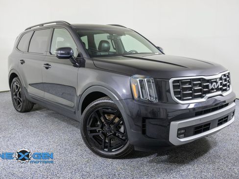 Used 2025 Kia Telluride SX Prestige X-Line AWD/4WD image 1