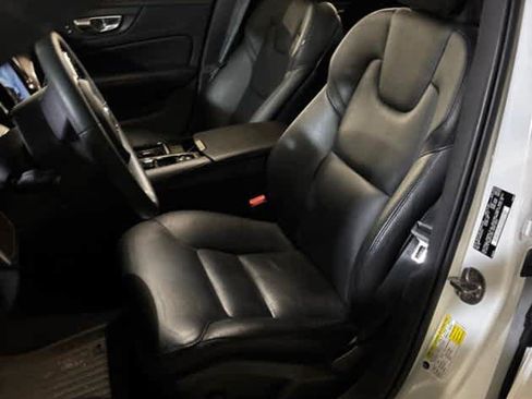Used 2023 Volvo S60 T8 Plus w/ Climate Package AWD/4WD image 4