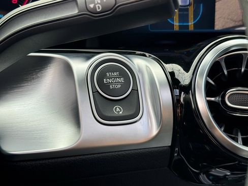 Certified 2024 Mercedes-Benz GLB 250 image 33