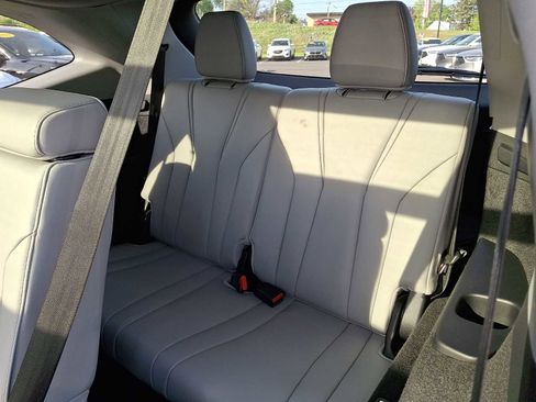 Certified 2024 Acura MDX SH-AWD w/ Technology Package image 11