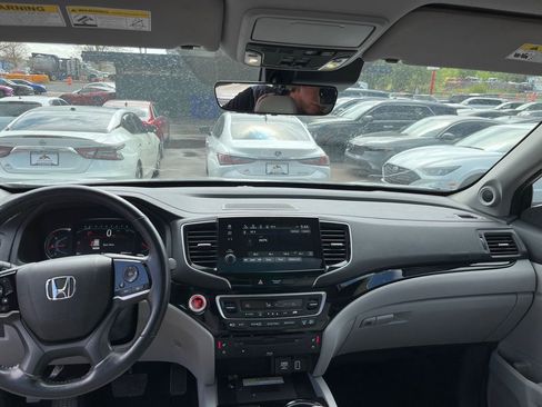 Used 2021 Honda Pilot Elite image 10