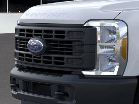 New 2026 Ford F250 XL w/ Camper Package AWD/4WD image 32