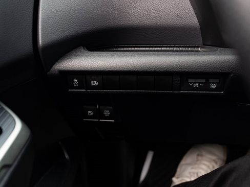 Used 2021 Toyota Sienna XSE image 13